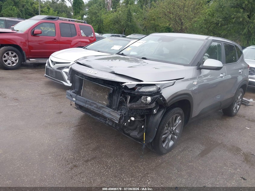 2022 KIA SELTOS auction photo 2
