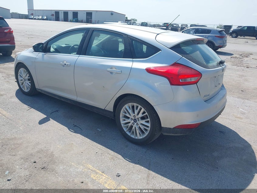Vin: 1fadp3n27fl215803, lot: 46194813, ford focus titanium 20153