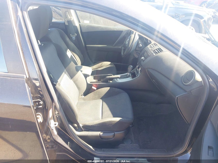 2010 Mazda Mazda3 I Sport VIN: JM1BL1SG1A1340415 Lot: 45696191