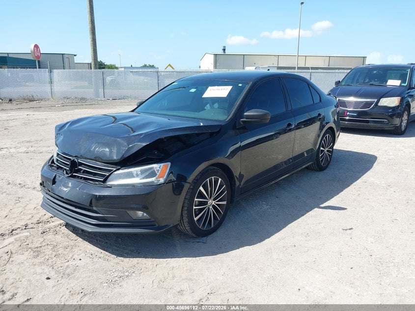 2016 Volkswagen Jetta 1.8T Sport, Front End, IAAI, VIN 3VWD17AJ7GM416825 — photo 2