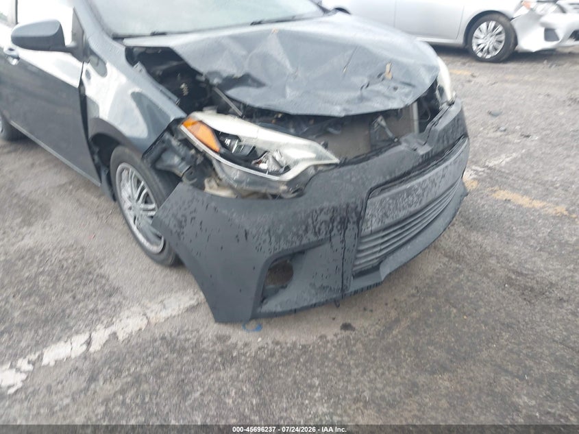 2015 TOYOTA COROLLA auction photo 6
