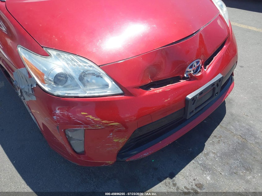 2012 TOYOTA PRIUS auction photo 6