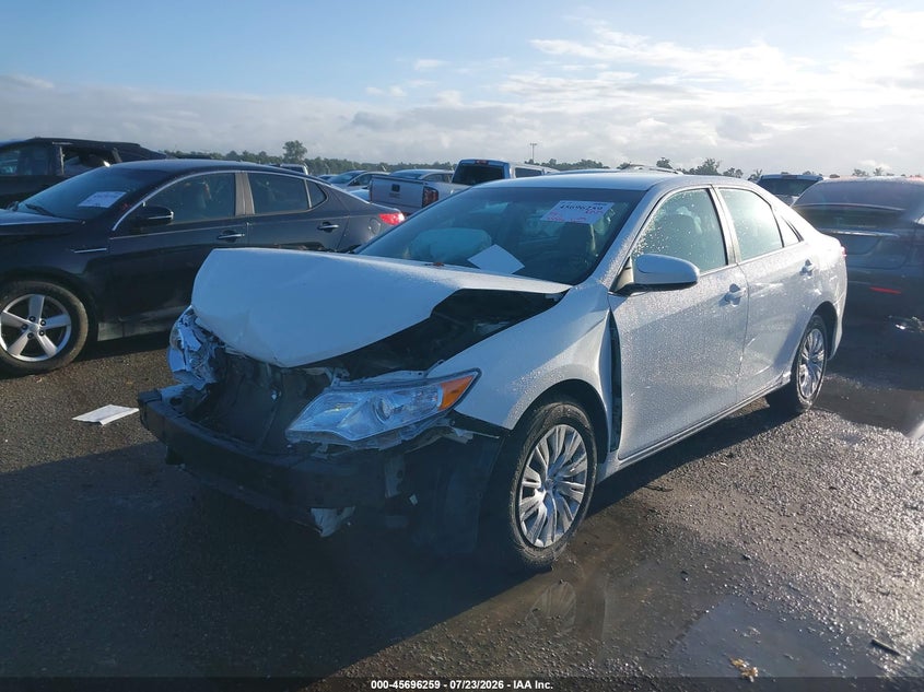 2014 Toyota Camry, Обычный износ, IAAI, VIN 4T4BF1FK4ER441430 — фото 2