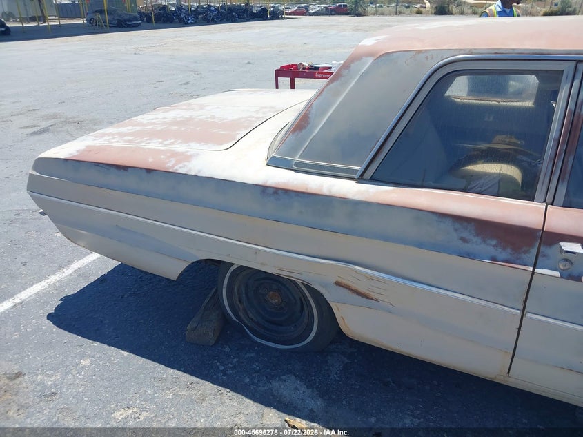 1965 PLYMOUTH FURY auction photo 6