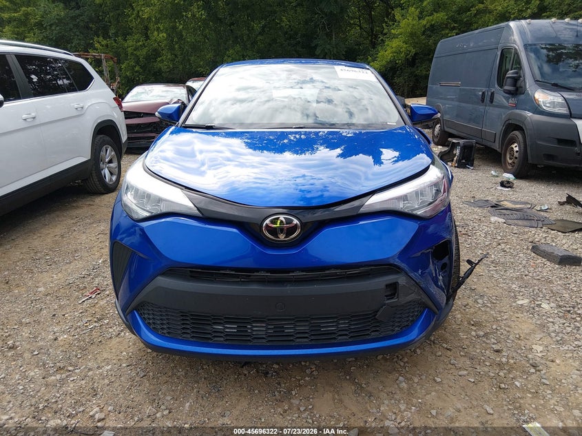 TOYOTA C-HR - zdjęcie 13