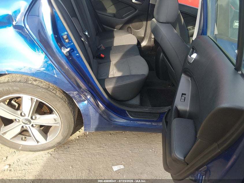 2018 KIA FORTE auction photo 8