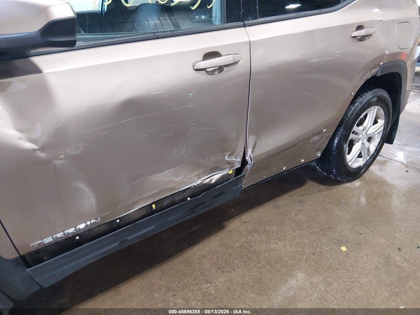 2018 GMC TERRAIN SLE · Photo 17