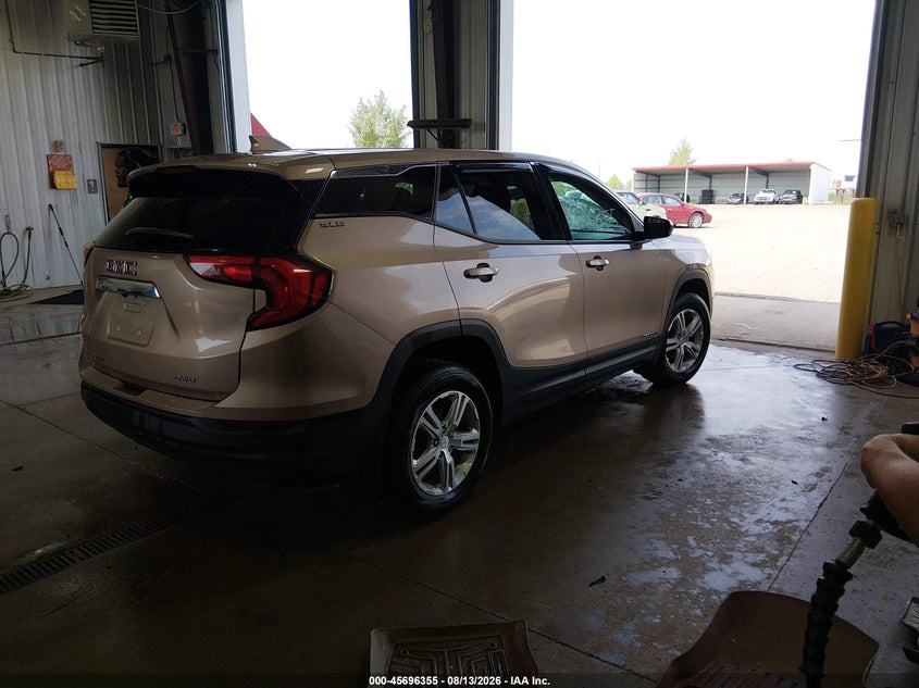 2018 GMC TERRAIN SLE · Photo 4