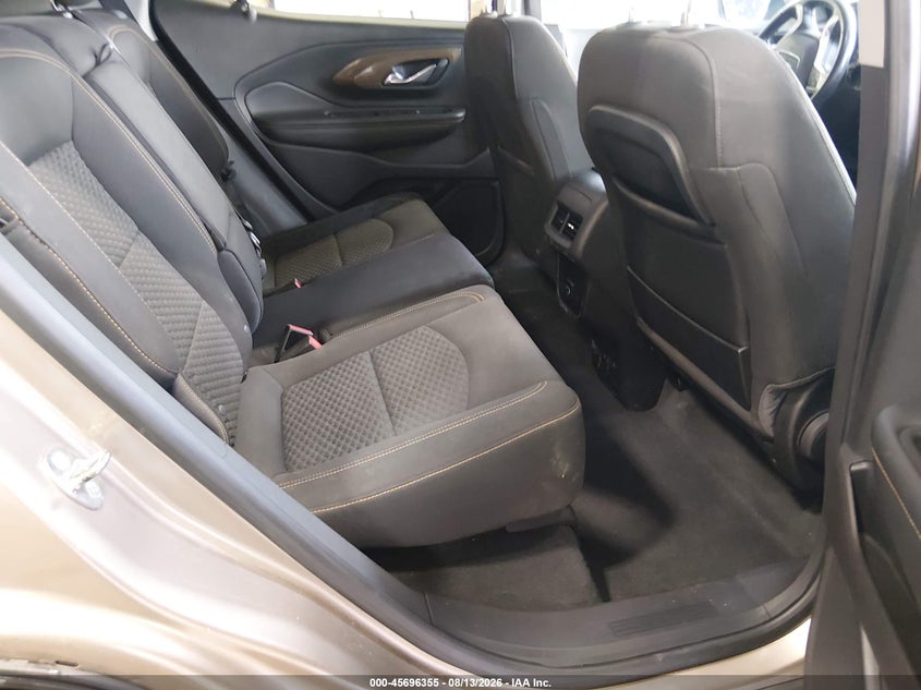 2018 GMC TERRAIN SLE · Photo 8