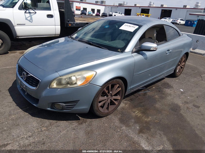 2011 Volvo C70 T5 (Retail Only) VIN: YV1672MC0BJ107188 Lot: 45696394