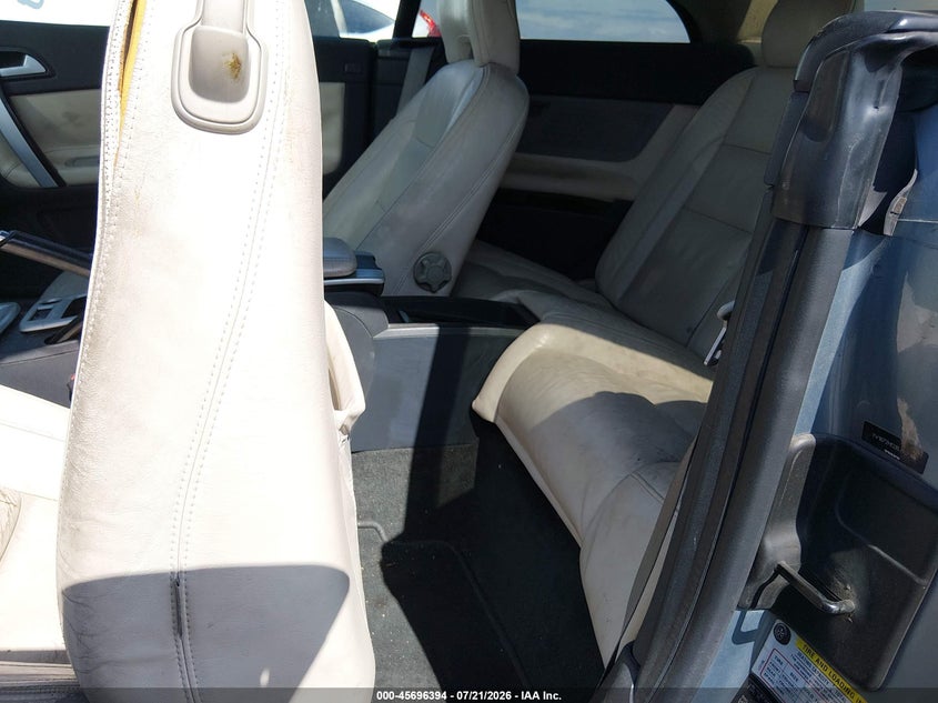 2011 VOLVO C70 auction photo 8