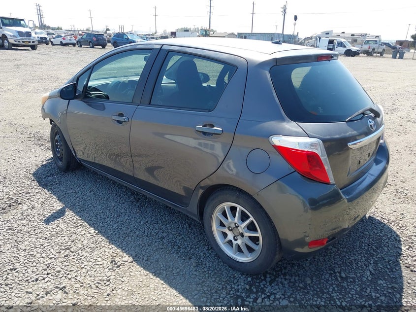 Vin: jtdktud39cd503275, lot: 46195111, toyota yaris le 20123