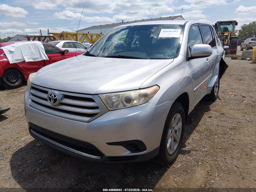 Vin: 5tdbk3eh4bs055697, lot: 46195130, toyota highlander base v6 20112