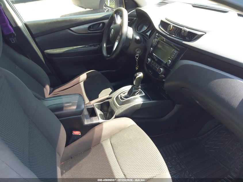 2019 NISSAN ROGUE SPORT auction photo 5