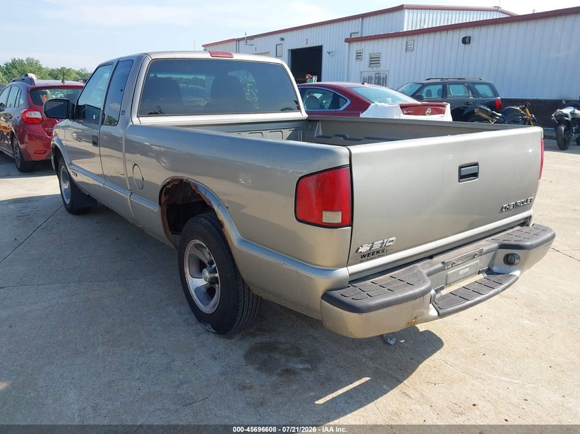 2002 CHEVROLET S-10 auction photo 3