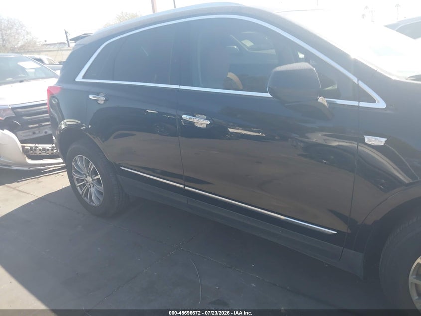 CADILLAC XT5 - zdjęcie 14