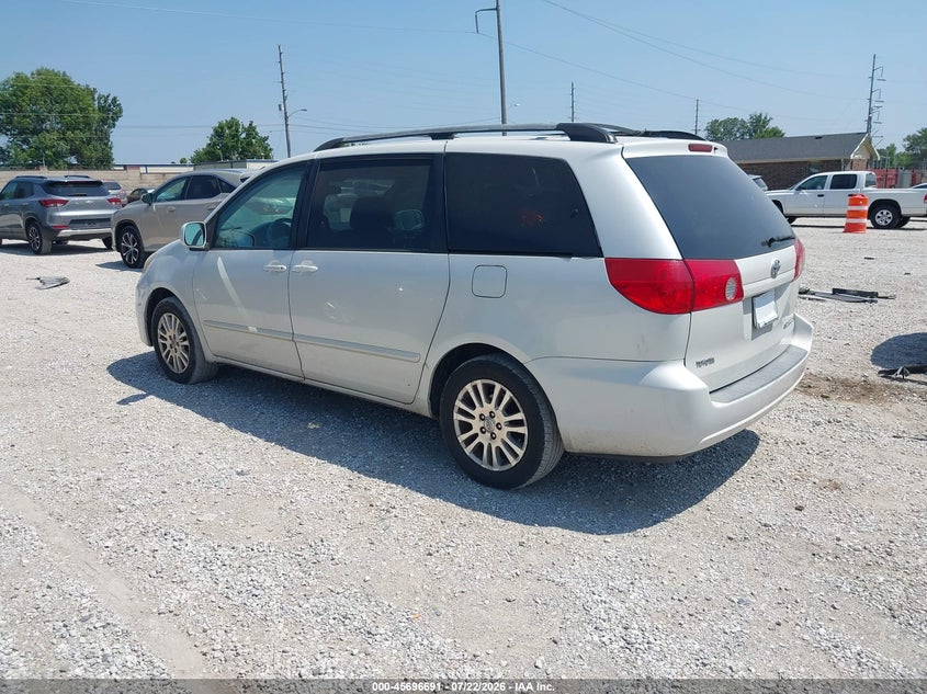 2008 TOYOTA SIENNA auction photo 3
