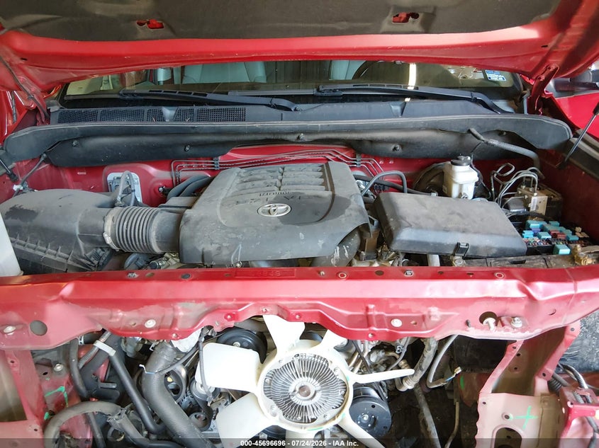 TOYOTA TUNDRA - zdjęcie 10