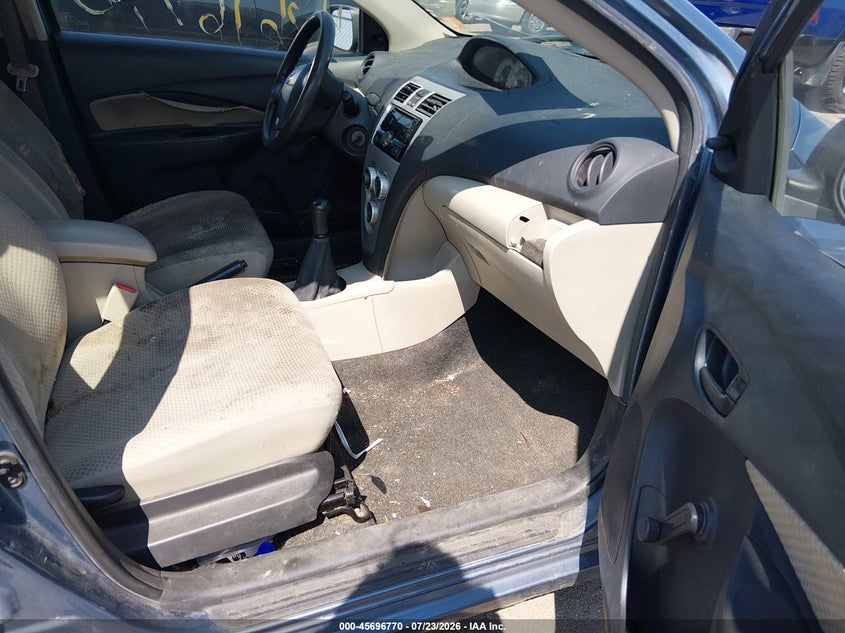 2007 TOYOTA YARIS auction photo 5