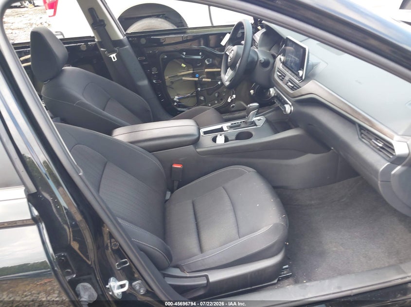 2025 NISSAN ALTIMA auction photo 5