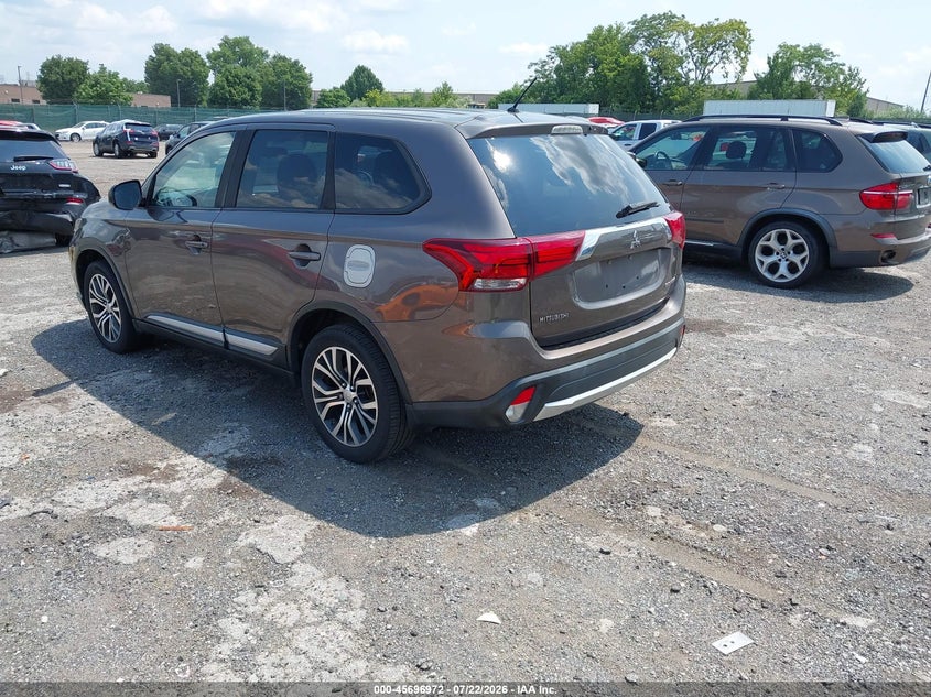 2016 MITSUBISHI OUTLANDER auction photo 3