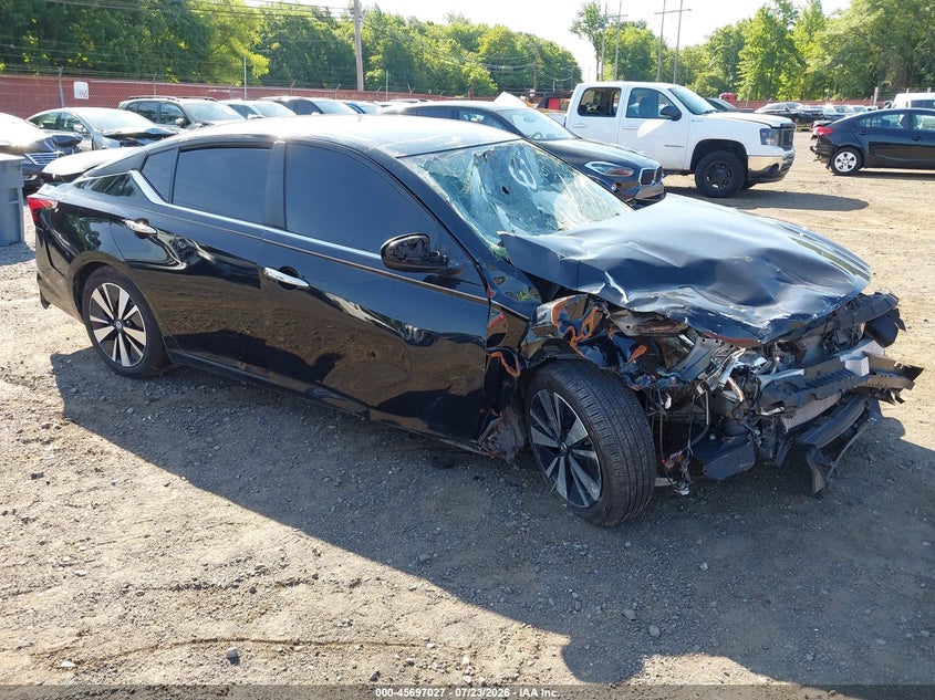 2022 NISSAN ALTIMA auction photo 1