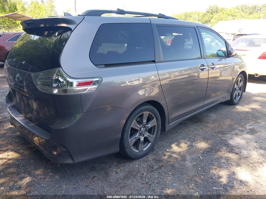 Vin: 5tdxz3dc7js960988, lot: 46195678, toyota sienna se premium 8 passenger 20184