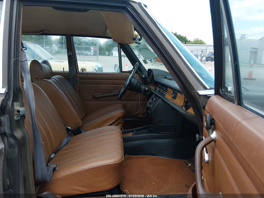 1971 MERCEDES 250 C auction photo 5