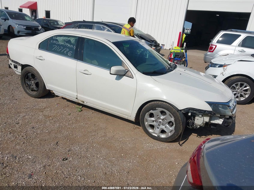 2010 FORD FUSION auction photo 1