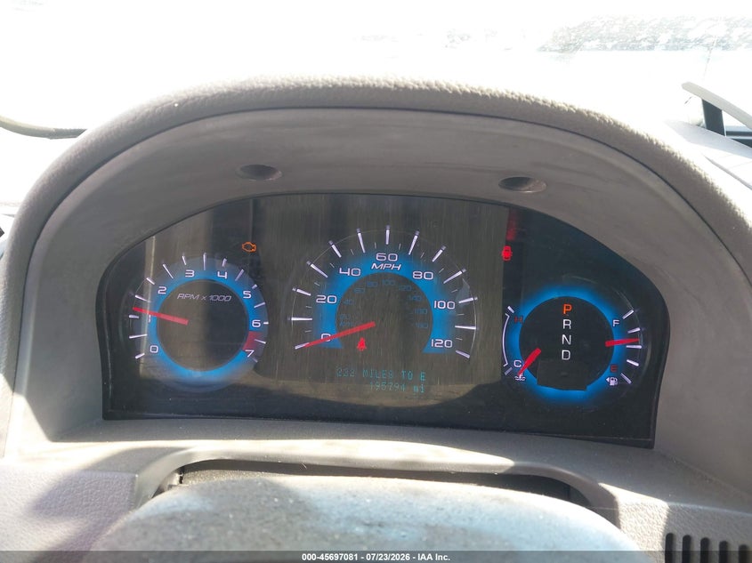 2010 FORD FUSION auction photo 7