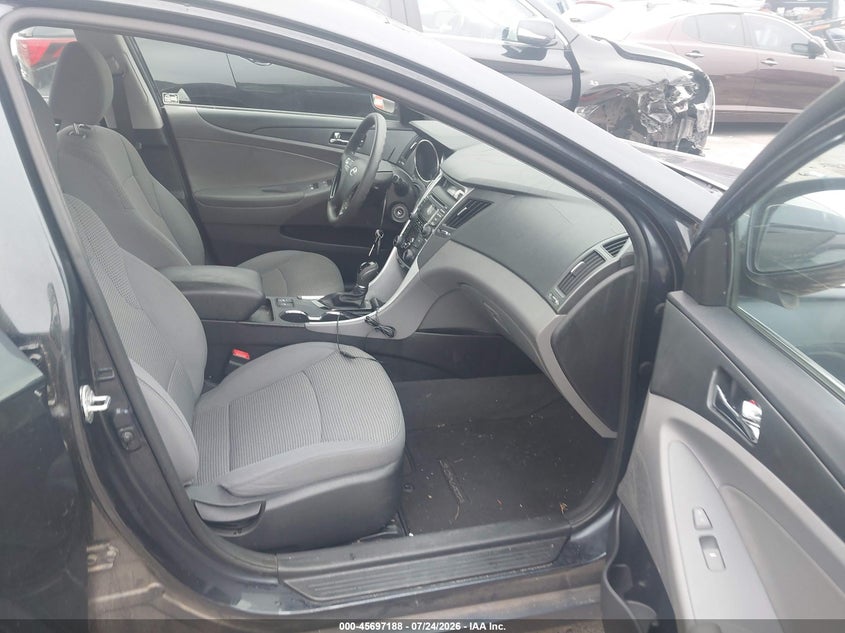 2013 HYUNDAI SONATA auction photo 5