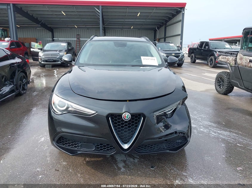  Stelvio