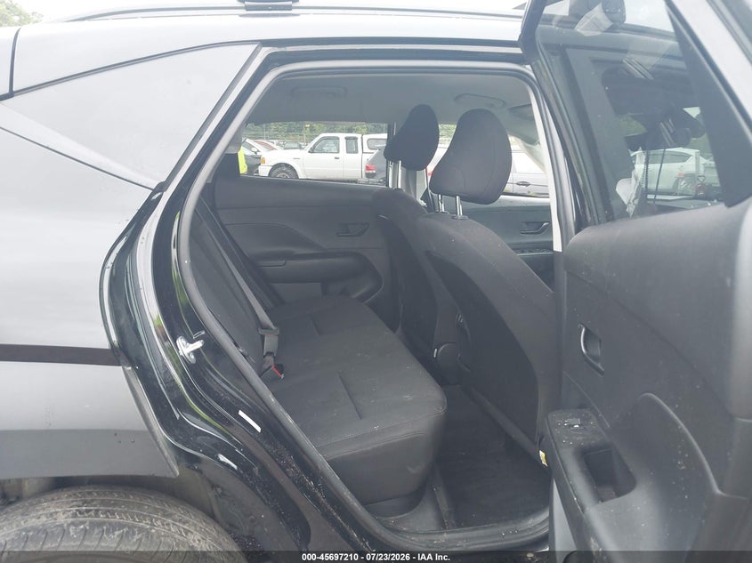 2025 HYUNDAI KONA auction photo 8