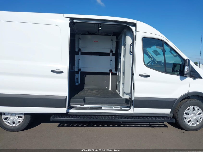2026 FORD E-TRANSIT-350 CARGO auction photo 8