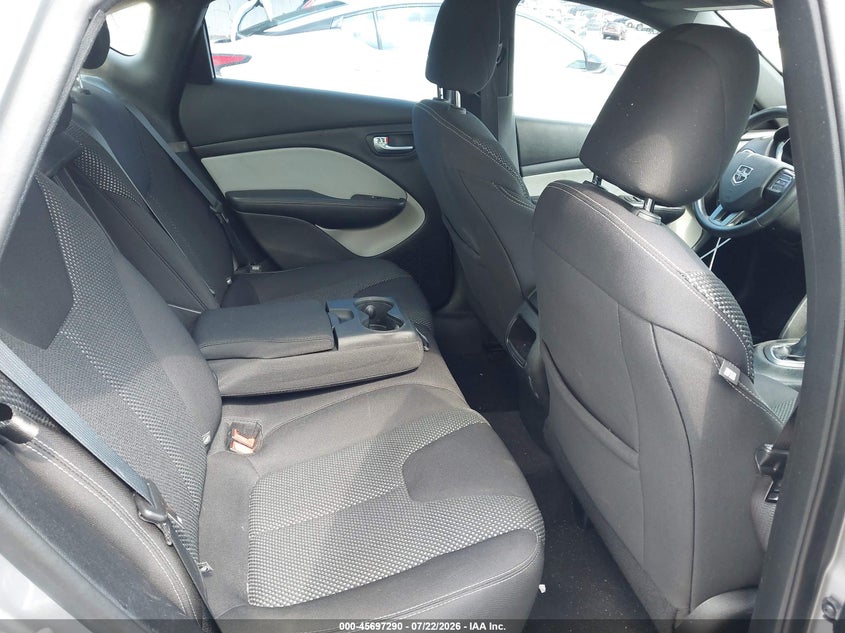 2015 DODGE DART auction photo 8