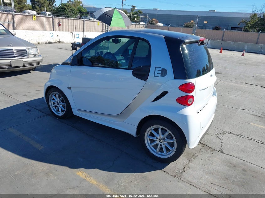 2014 SMART FORTWO ELECTRIC DRIVE auction photo 3