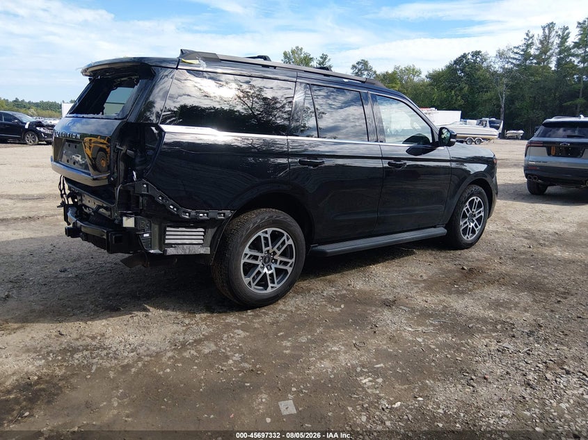2025 FORD EXPEDITION auction photo 4