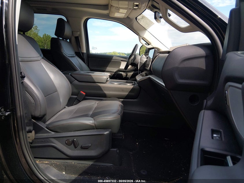 2025 FORD EXPEDITION auction photo 5