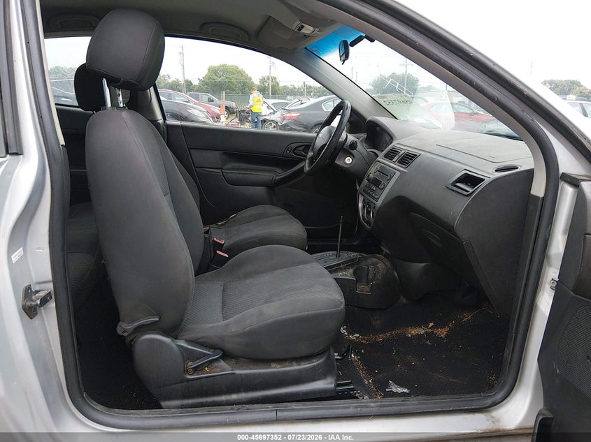 2007 FORD FOCUS auction photo 5