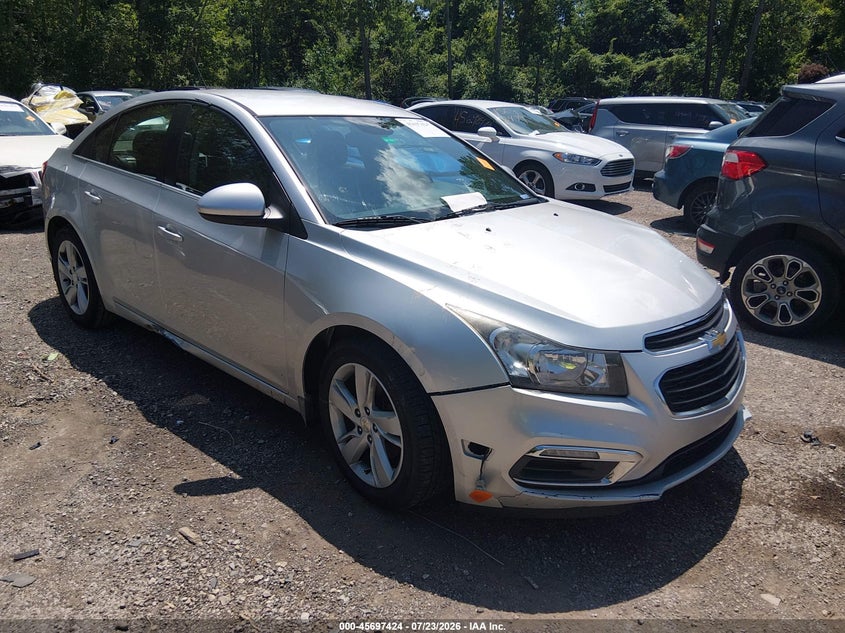 2015 CHEVROLET CRUZE auction photo 1