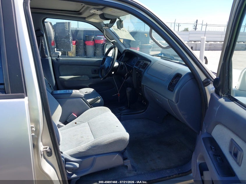 2000 TOYOTA 4RUNNER auction photo 5