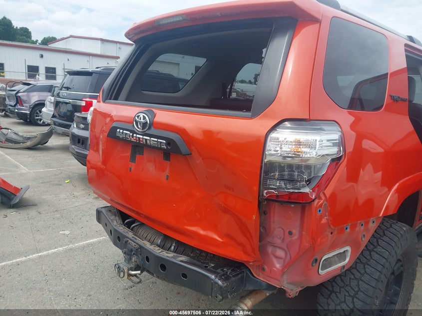 TOYOTA 4RUNNER - zdjęcie 18