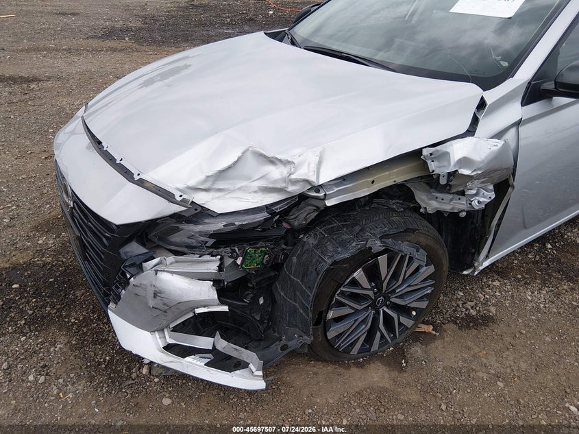 2024 NISSAN ALTIMA auction photo 6