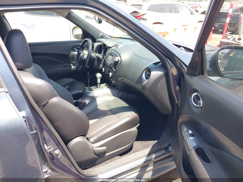 2013 NISSAN JUKE auction photo 5