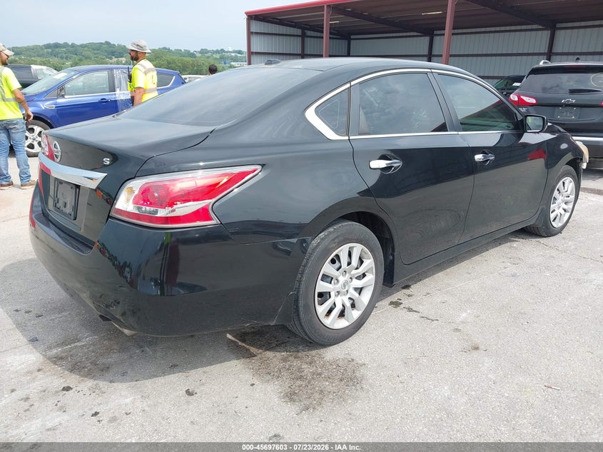 2015 NISSAN ALTIMA auction photo 4