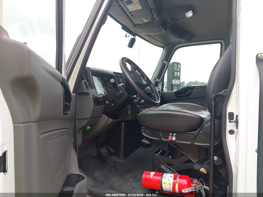 2022 INTERNATIONAL MV auction photo 6