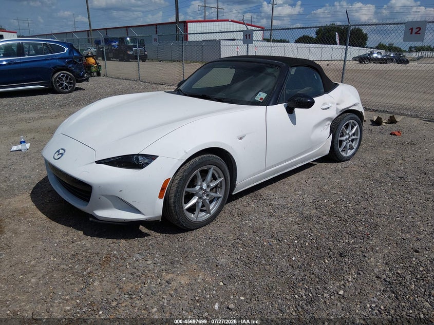 Vin: jm1ndab76h0123890, lot: 46196327, mazda mx-5 miata sport 20172