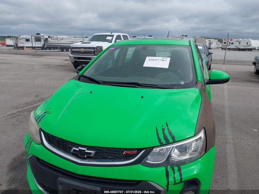 2017 CHEVROLET SONIC auction photo 6
