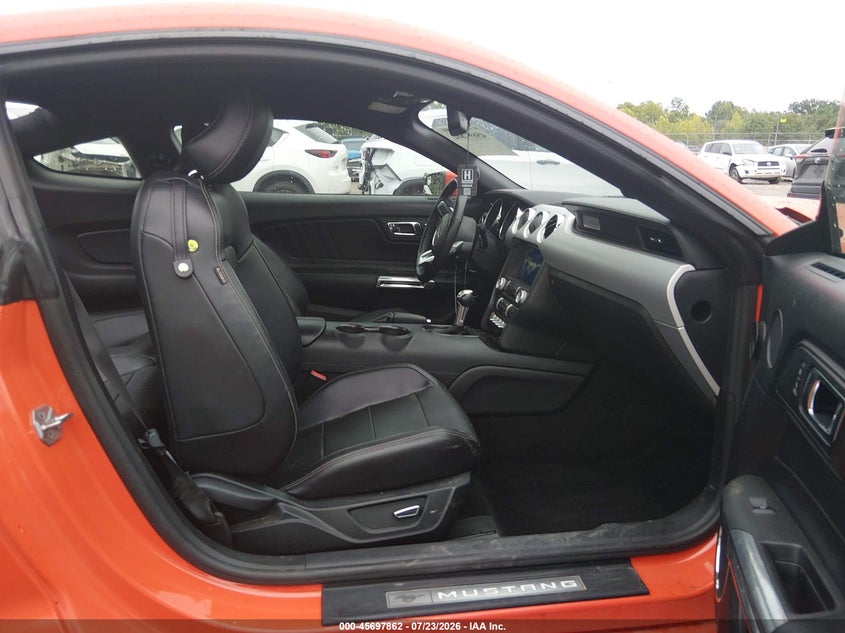 2016 FORD MUSTANG auction photo 5