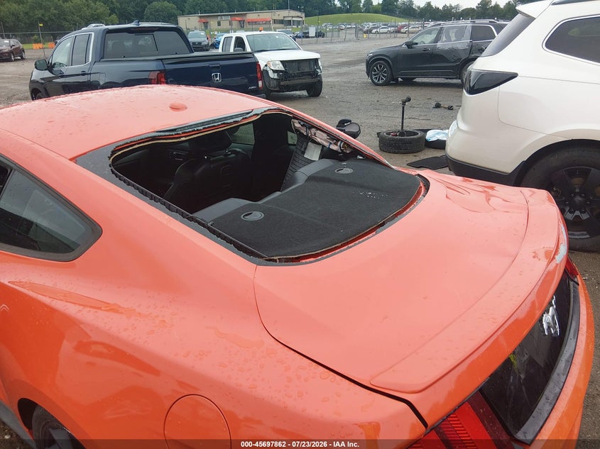 2016 FORD MUSTANG auction photo 6